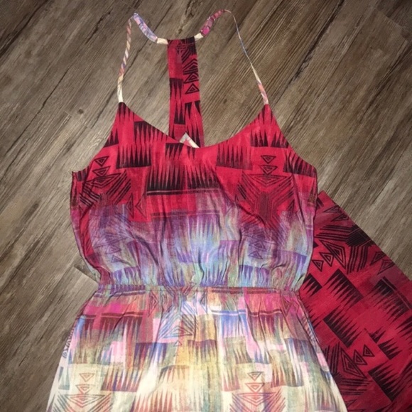 👄SOCIALITE👄GEO PRINTED MAXI DRESS👄 - Picture 5 of 7